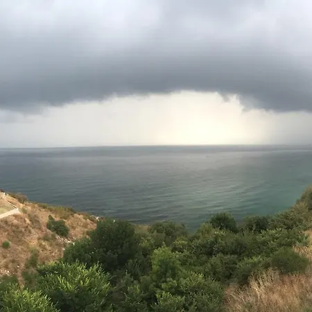 Gliko Seaside Апартаменты Бяла